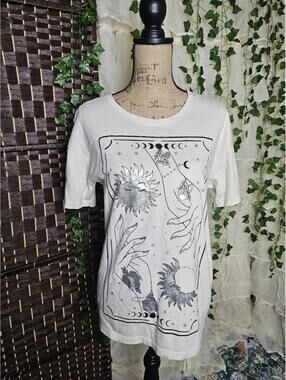 Celestial Sun & Moon Graphic Tee Witchy Tarot Shirt Fairycore Whimsigoth